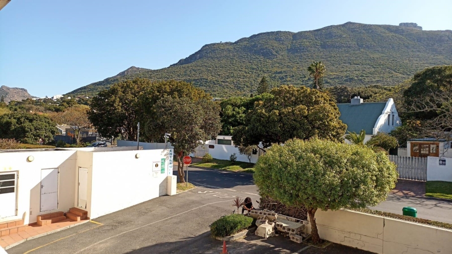 To Let commercial Property for Rent in Hout Bay Western Cape